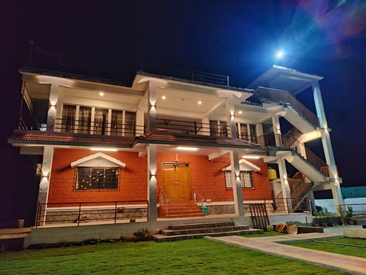 Sunshine Sea View Hotel Alibag Exterior photo