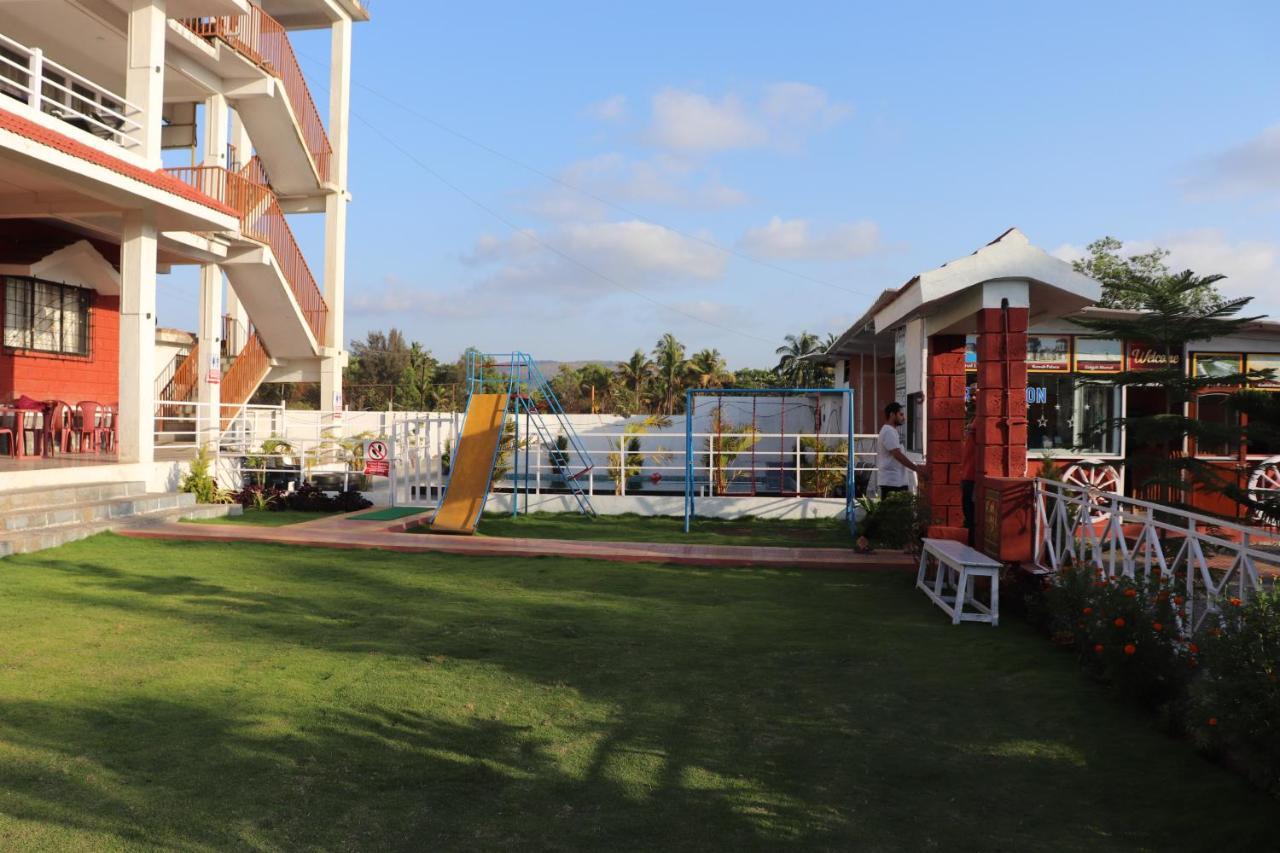 Sunshine Sea View Hotel Alibag Exterior photo