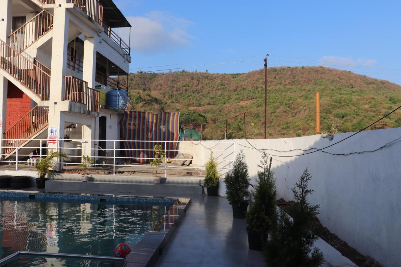 Sunshine Sea View Hotel Alibag Exterior photo